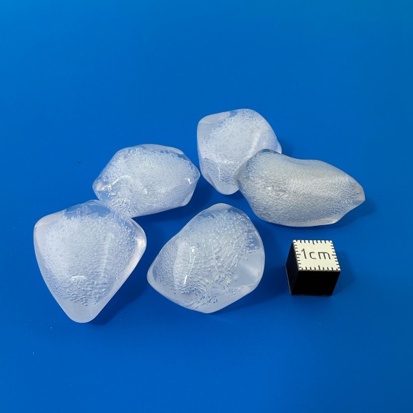 Kunststoff - Eiswürfel - schwimmend Kunststoff - Eiswürfel - schwimmend